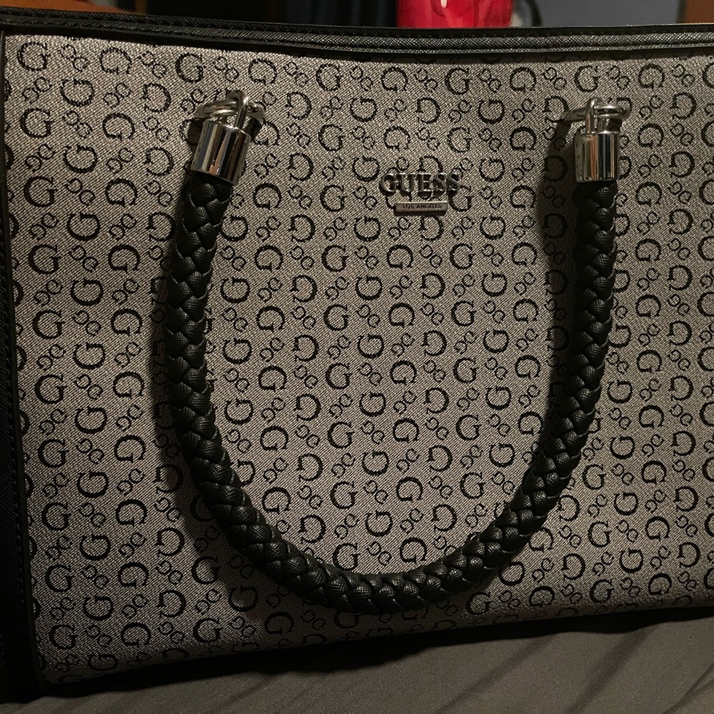 Guess purse